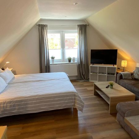 Ferienwohnung Ausguck Йевер Экстерьер фото